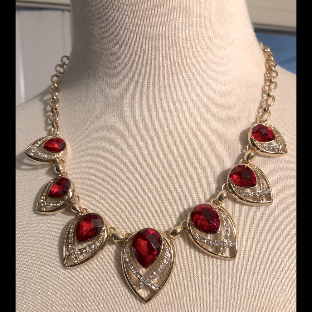STUNNING NECKLACE ADJUSTABLE CHAIN